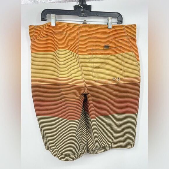 Old Navy multicolor‎ men's trunks size large - Picture 4 of 5